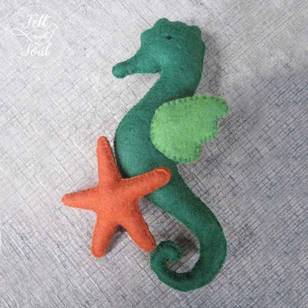 Felt and Soul - csikóhal és tengeri csillag gyapjú filc figura